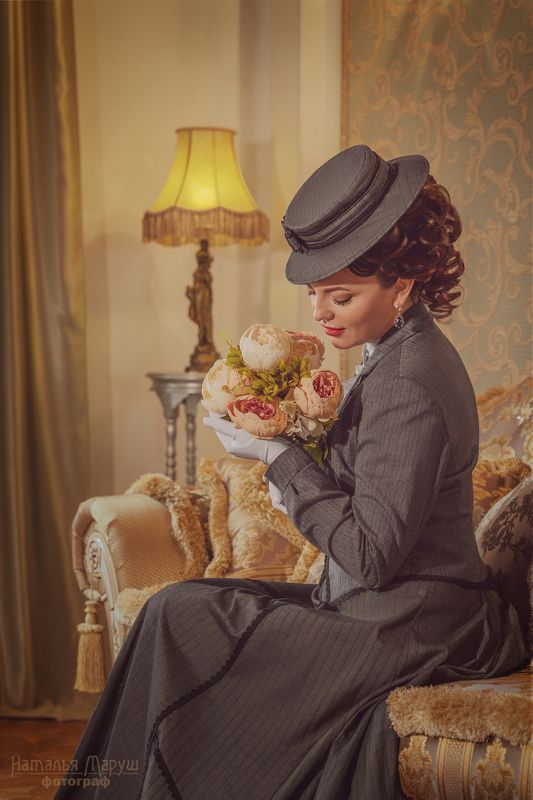 портрет, исторический, серебряный век, 19, век, прошлого, цветы, шляпка, нежно В стиле Серебряного векаphoto preview