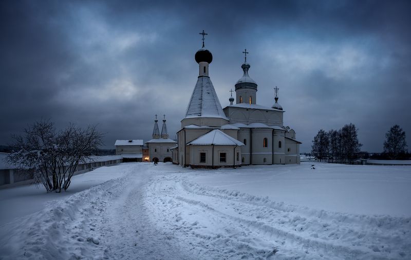ферапонтово, зима, вечер Вечереетphoto preview
