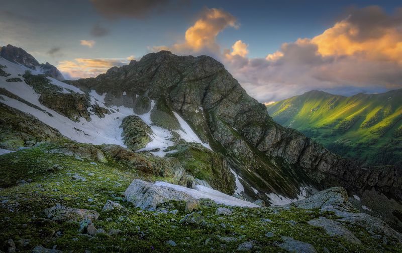 Кавказ Карачаево-Черкесия горы Архыз Пештера  На закате..photo preview