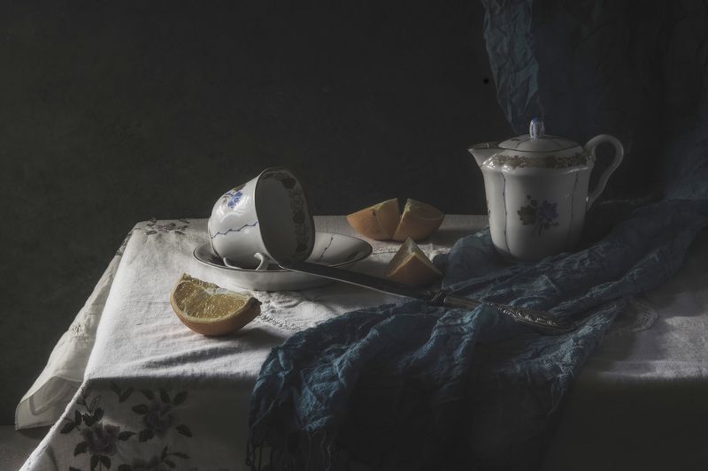 Натюрморт с фарфором.photo preview