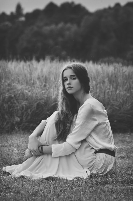 girl, white dress, long hair Milenaphoto preview