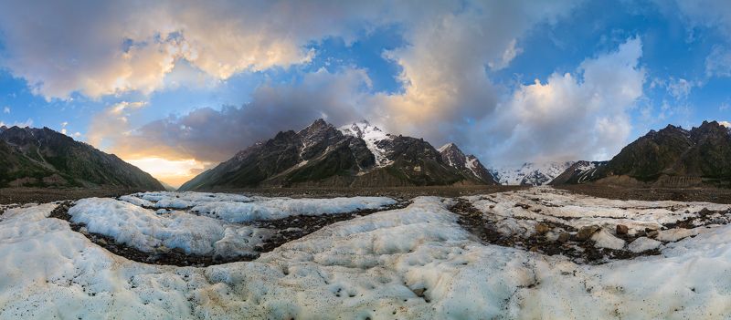 Утро на ледникеphoto preview