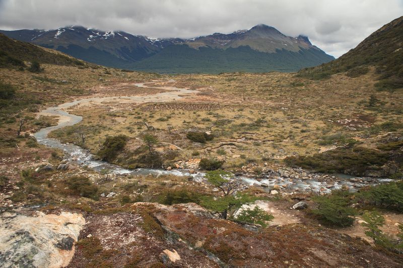 горная речка, горы,  по дороге на оз. Изумрудное (Аргентина)photo preview