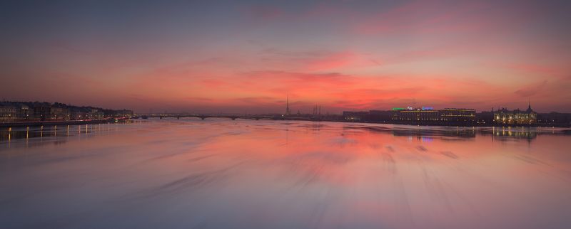 Весенний вечер над Невойphoto preview