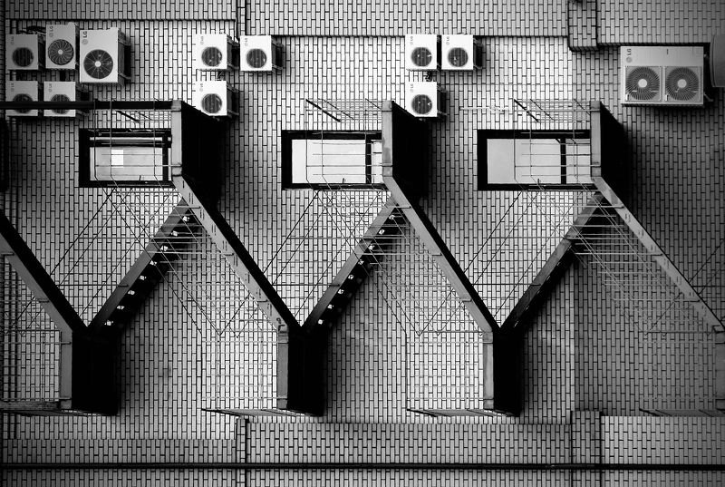 Взгляд на архитектуру фото превью