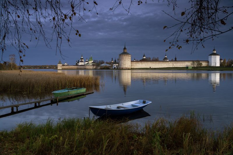 кирилло-белозерский монастырь, кириллов, утро, осень Серебряное утроphoto preview