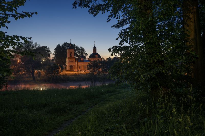 рассвет, июнь Светаетphoto preview