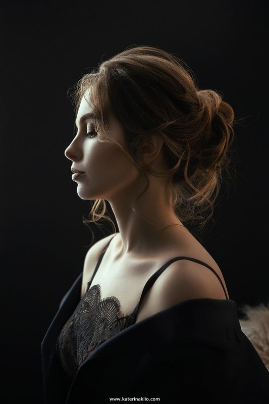 woman, dark, studio, beauty, beautiful, portrait, charm, lady, felinity, female, model Woman photo preview