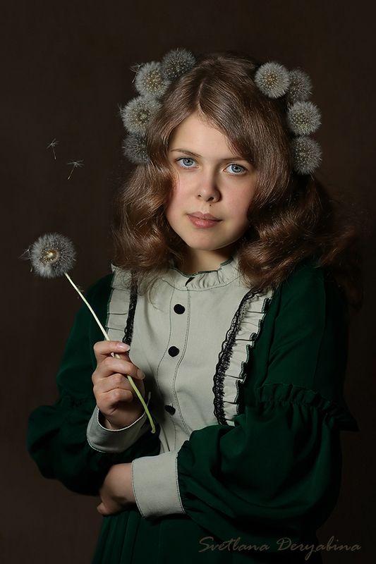 Летом в одуванчикахphoto preview