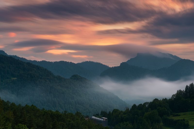 poland, polska, pieniny, sunset, clouds, forest, hotel, trees, dusk, mountains, mountainscape, landscape, nikon, beautiful, beskidy, beskids, mountain, three crowns Enjoy the Viewphoto preview