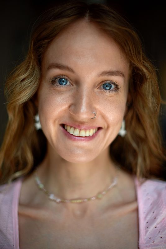 портрет, портретная фотография, женский портрет, естественный свет, фотосессия, цвет, девушка, естественность Светаphoto preview