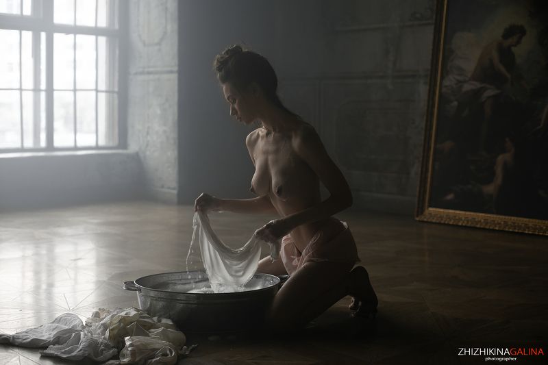 девушка, ню, топлесс, студия, руки, прикосновение, вода, girl, beauty, nu, artnu, артню Стирка фото превью