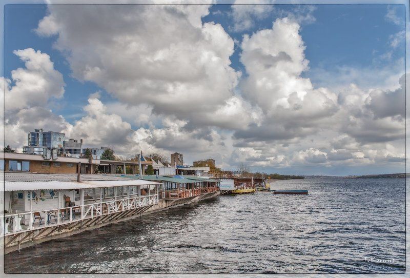 река,кафе *photo preview