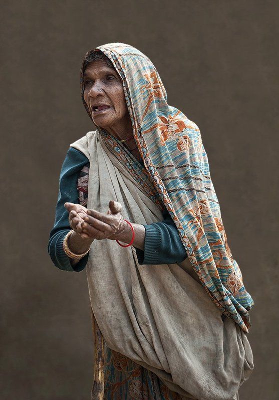 Asia, India, Portrait, Sleepwalker, Woman, Women Eat Prayphoto preview