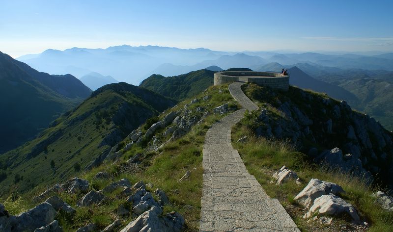 lovchen, montenegro что может быть красивее,  чем сидеть на облачке и, свесив ножки вниз.....photo preview