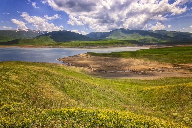 горы,озеро,поля. Красоты Грузии.photo preview