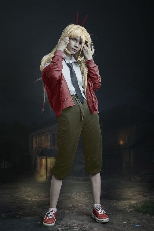 бесы, поздний вечер, двор, чертовщина Бесы...photo preview