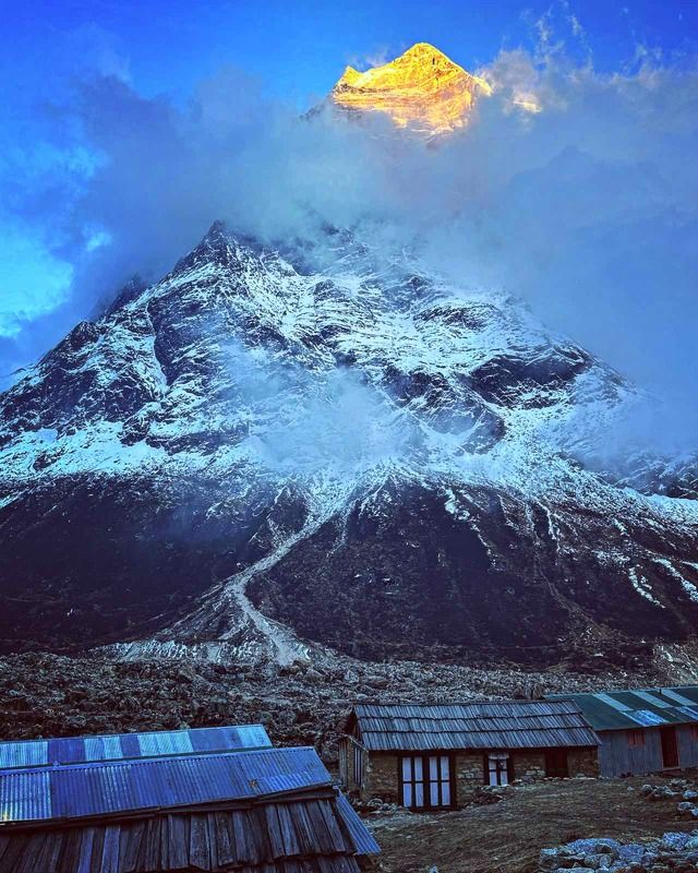 горы гималаи Golden peakphoto preview