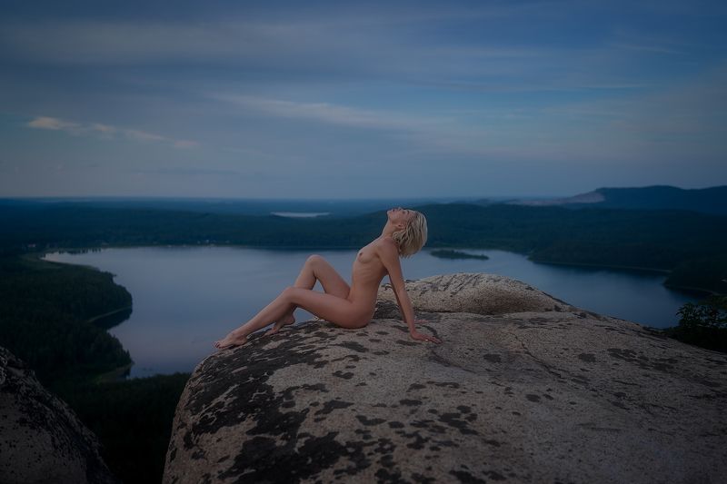 reach out the skyphoto preview