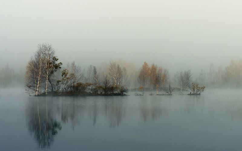 отражение, Ангара, Братск, осень, тайга, туман, утро Островокphoto preview