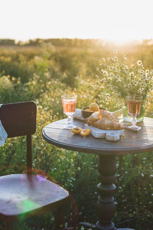 Пикник на закатеphoto preview