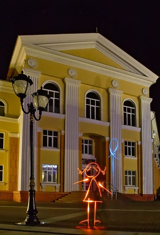 Девочка ждет...photo preview