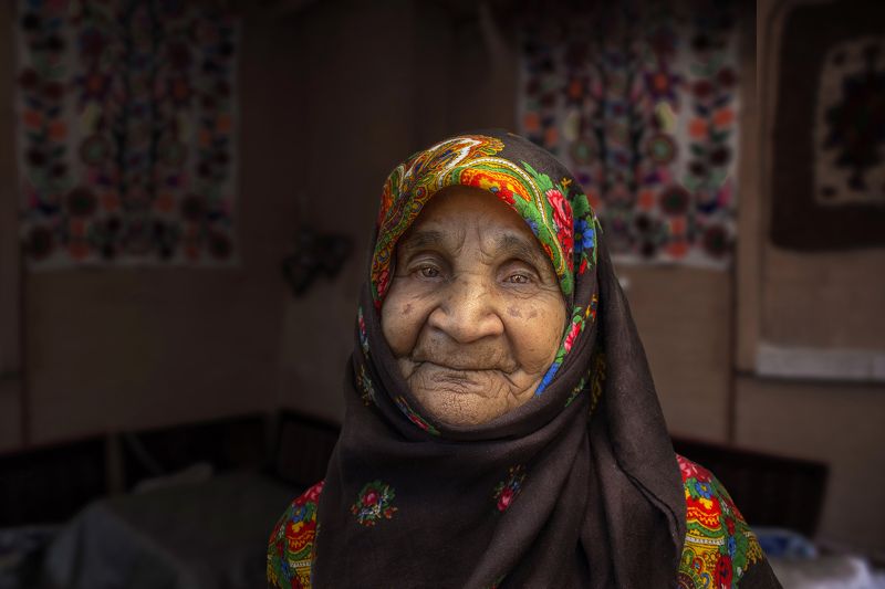 #portrait #people #woman #skin #face #turban Grandmaphoto preview