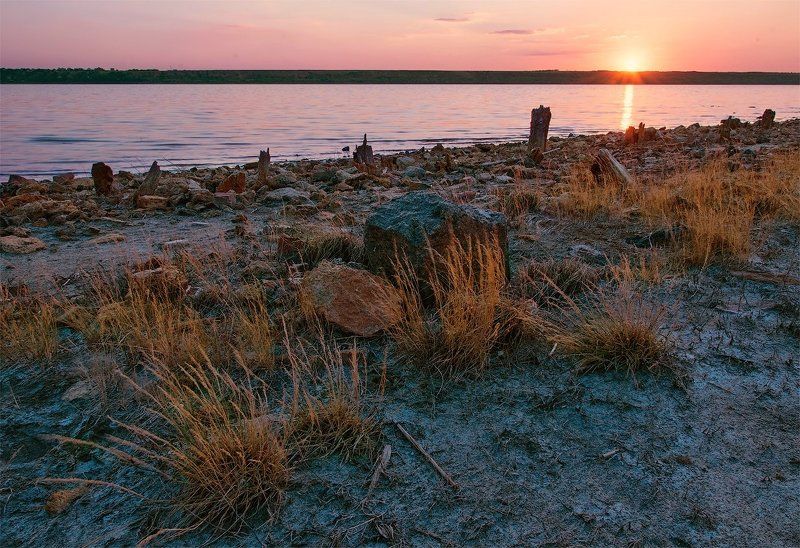 закат лиман Куяльник сухая трава камни Закат над Куяльникомphoto preview