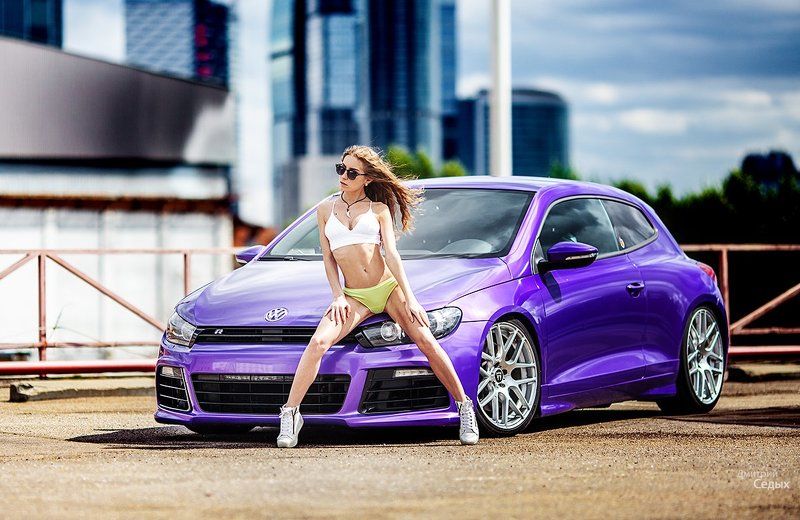 девушка и автоphoto preview