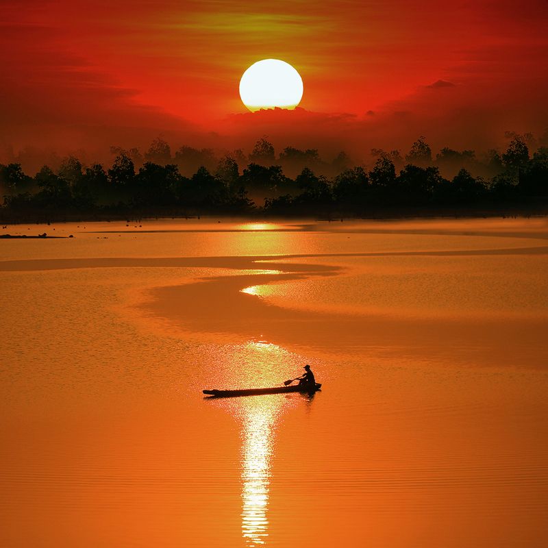 Red, Sunset, Thailand, Scenics, Sea, Silhouette, Color Image, Sun, Cloud - Sky, Fisherman, Fishing, Orange Color, One Person, Fishing Boat, On The Move, Reflection, Adult, Adults Only, Beauty In Nature, Distant, Nature, One Man Only, Outdoors, People, Pho S cuvephoto preview