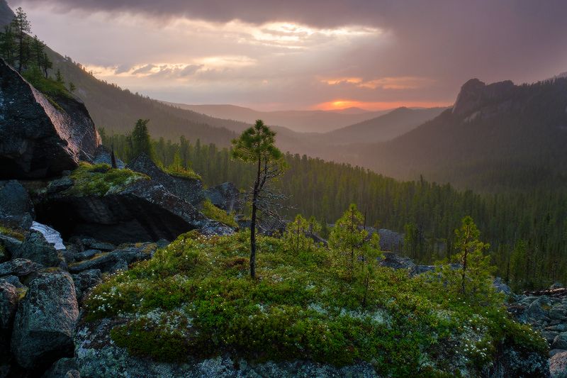 Ергаки, р. Большой Кебеж буря над Кебежемphoto preview