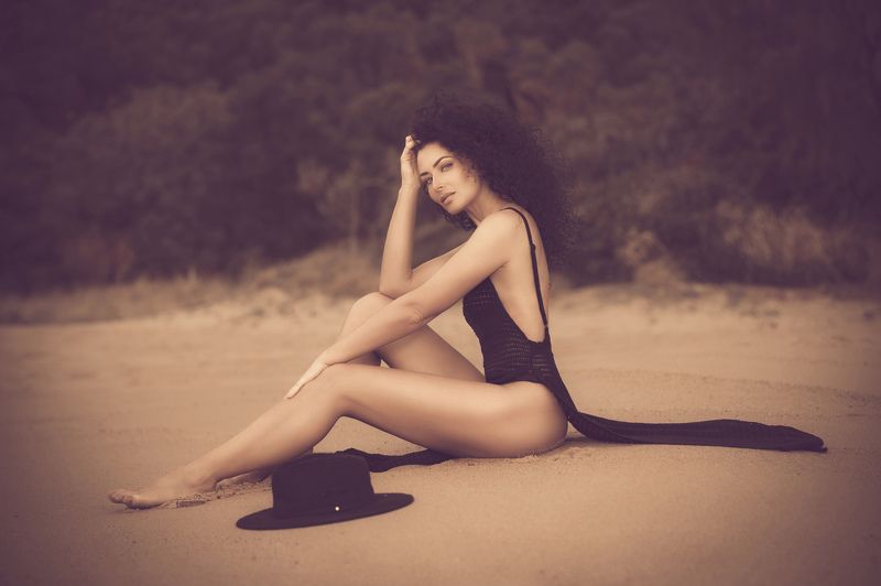 female model, ocean, beach, australia, ellis beach, queensland, curly hair, crochet dress, black dress, lady, sand, tropics, elegant, beauty Tropical Elegance at the Ellis Beach фото превью