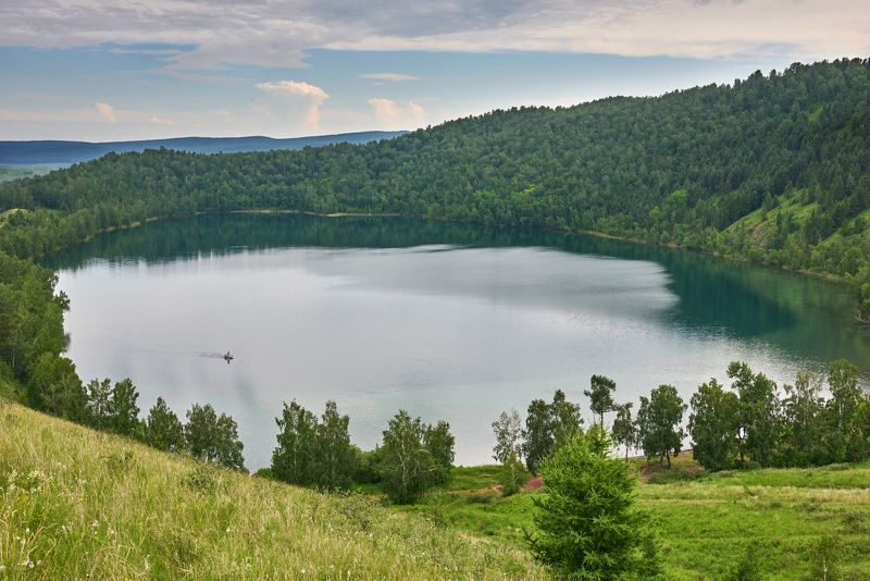 Только шум ветра и плеск веслаphoto preview