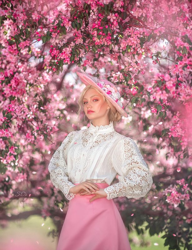 аристократ, девушка, розовый, портрет, лето, цветение, цветы, модель, костюм, платье, историческое платье, girl, dress, pink, pretty, model, fashion, portrait, flowers Aristocraticphoto preview