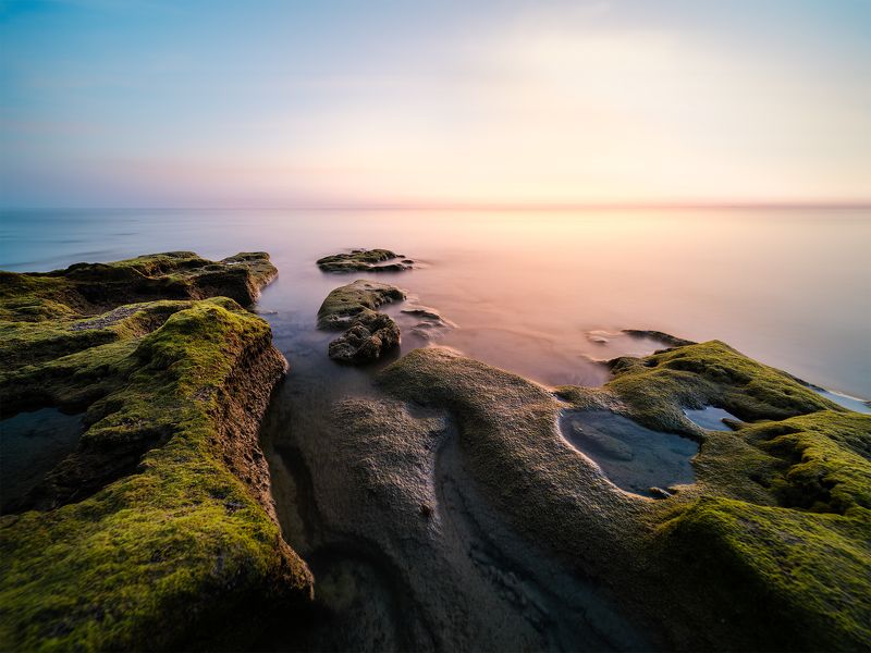 Calm sea surfacephoto preview