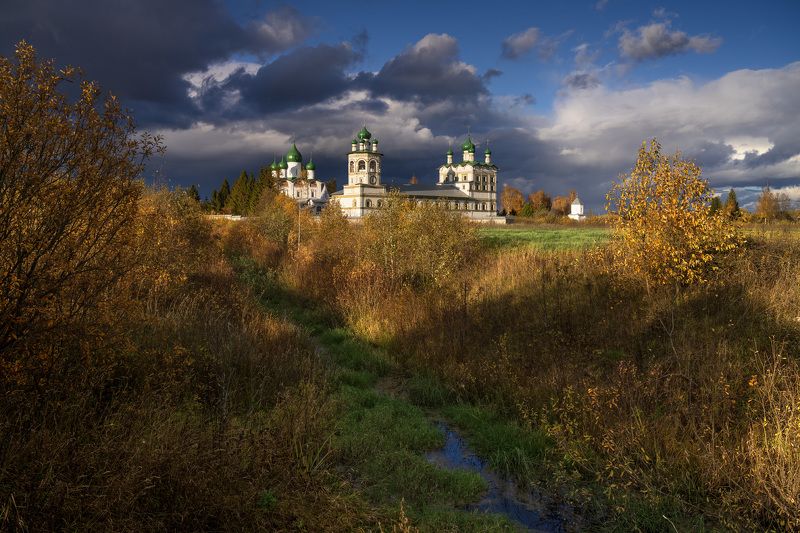 николо-вяжищский монастырь, вяжищи,великий новгород Переменчивая погодаphoto preview