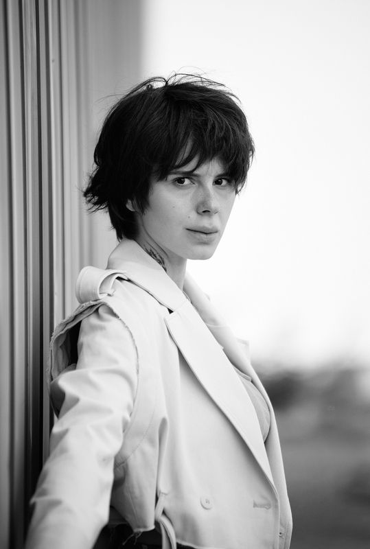 портрет, портретная фотография, женский портрет, естественный свет, фотосессия, чб, девушка, естественность Настяphoto preview