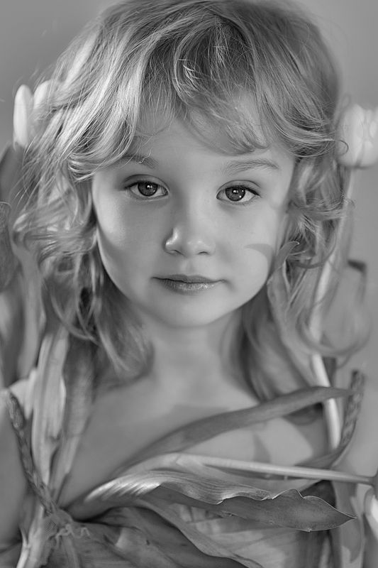 #детскийпортрет #чернобелое #алекса ТЮЛЬПАНЫphoto preview