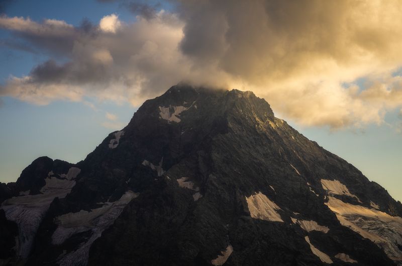 Гора Пшиш на закатеphoto preview