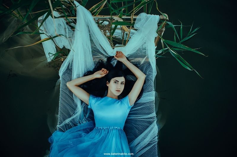 water, fine art, creative, dream, fairy, fairytale, bed, bedroom, art, creative shooting, woman, pond  Water Dreamphoto preview
