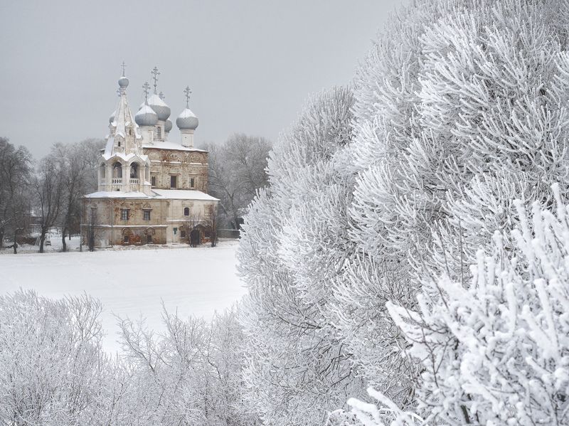 Церковь, Вологда, Зима Церковь Иоанна Златоустаphoto preview