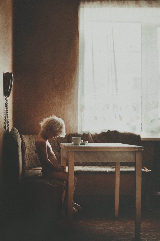 Blond, Boy, Child, Family, Kids Lunchphoto preview