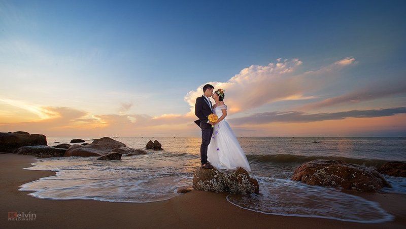 Happy Weddingphoto preview