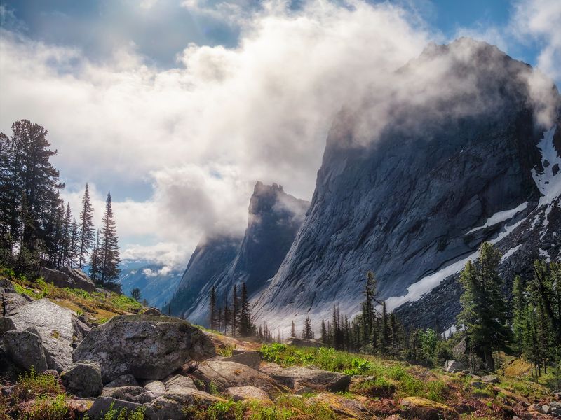 ергаки, саяны, озеро, путешествие, туризм, горы, сибирь, горныйтуризм Утренние туманные окрестности Черного озера. Ергаки, Западные Саяны. фото превью