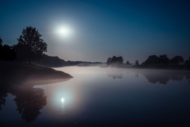 Беларусь Припять Турья туман ночь пейзаж луна пойма река  Пейзаж в свете луны фото превью