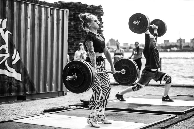 тяжелая атлетика, уличная тяжелая атлетика, штанга Командная работаphoto preview