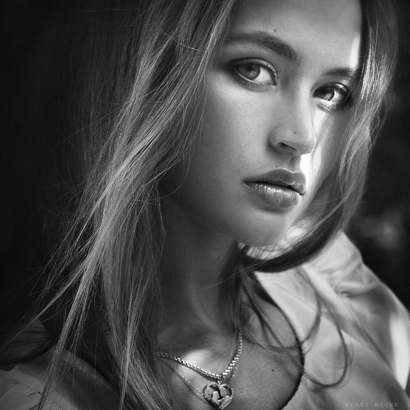 portrait, girl, портрет,style,light, blackandwhite, bw,sexy,beauty, female, woman,девушка,street portrait Alisaphoto preview