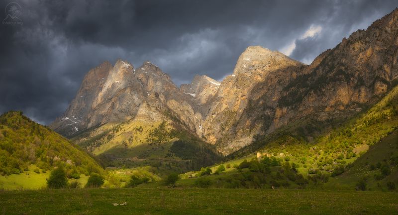 ингушетия, заповедник эрзи, башенные комплексы, весна, фототур в ингушетию, горы, цей-лоам, гайкомд Предчувствие грозыphoto preview