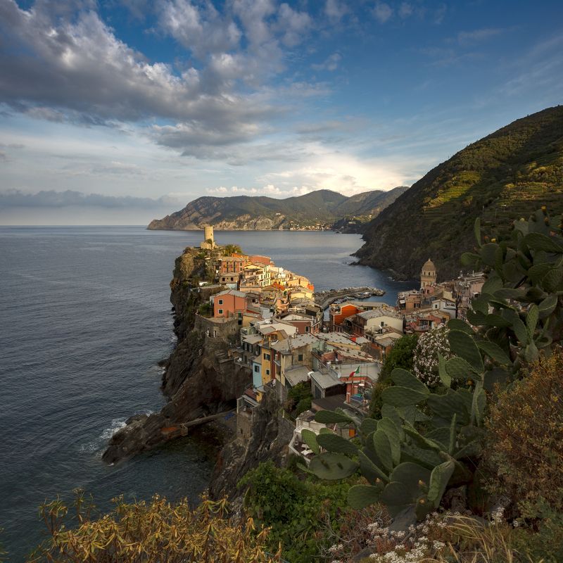 italy, liguria, cinqueterre, landscape, see,  Vernazzaphoto preview