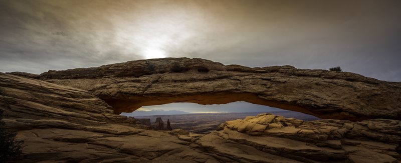 Mesa Arch, Canyonlands National Park, USA фото превью
